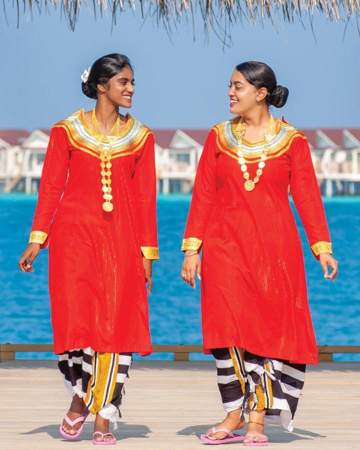 Oblu Select Lobigili - Premium With Free Transfers Malé